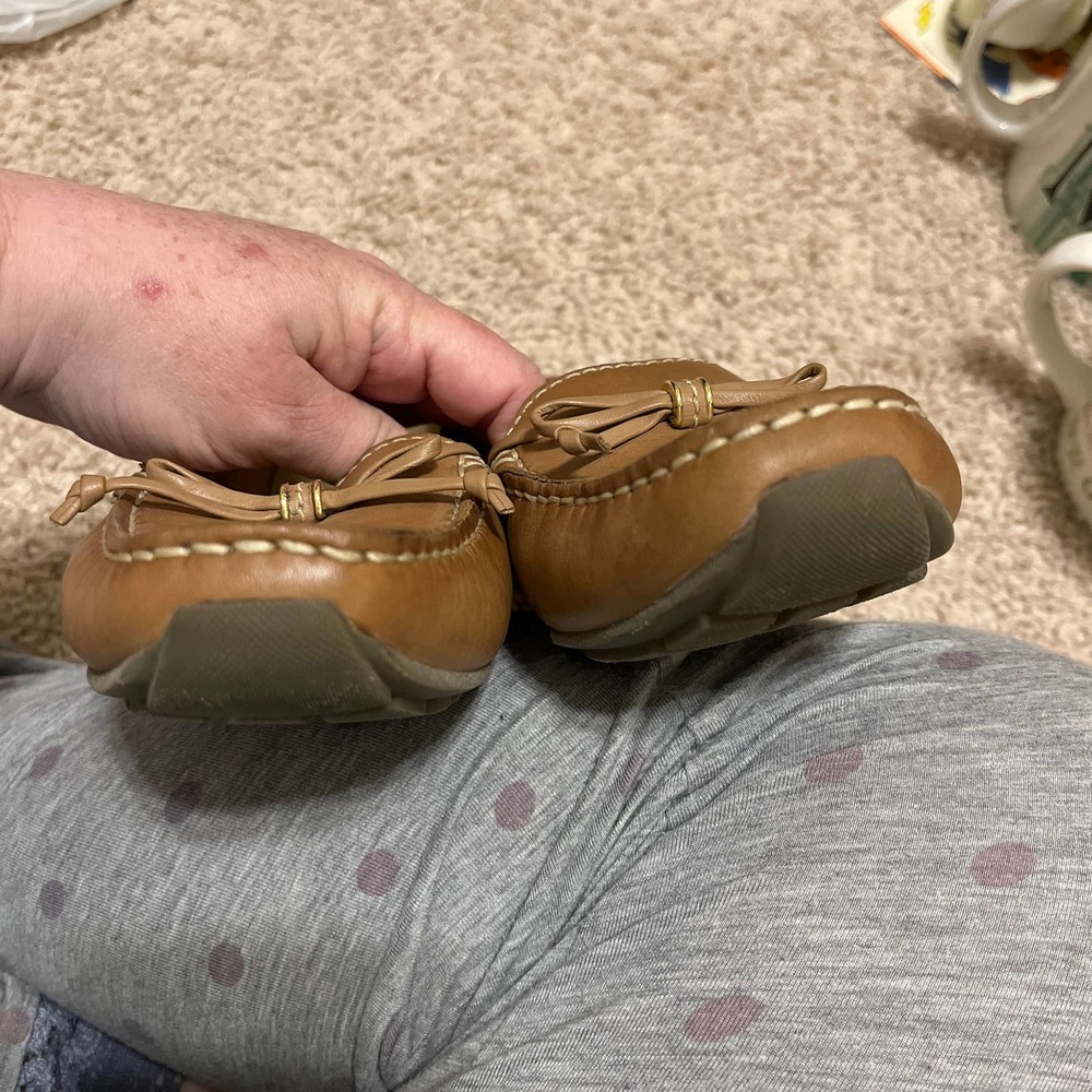 Clarks Artisan Dunbar Driving Moc Euc Sz 6.5 Tan - image 8